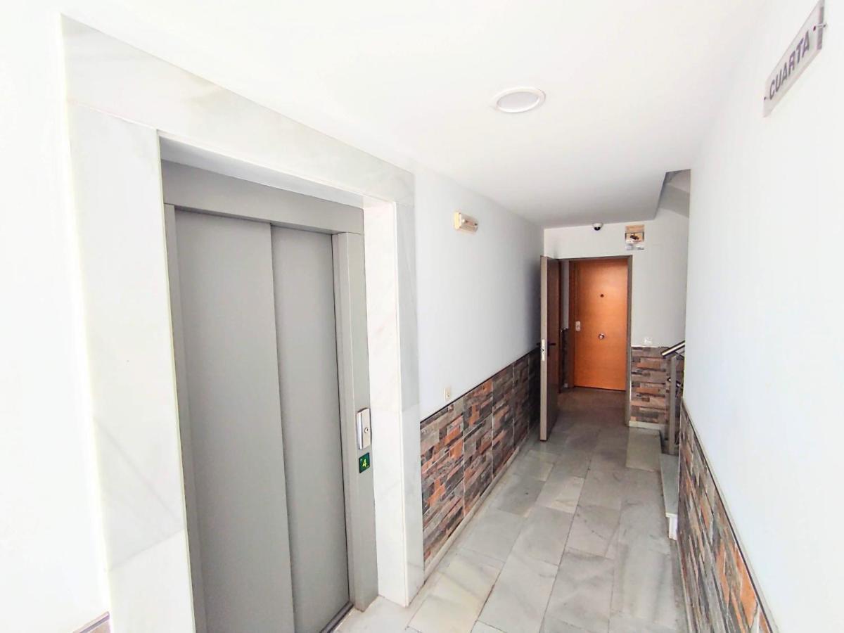 Manuela Nogales Apartments! Málaga Eksteriør bilde